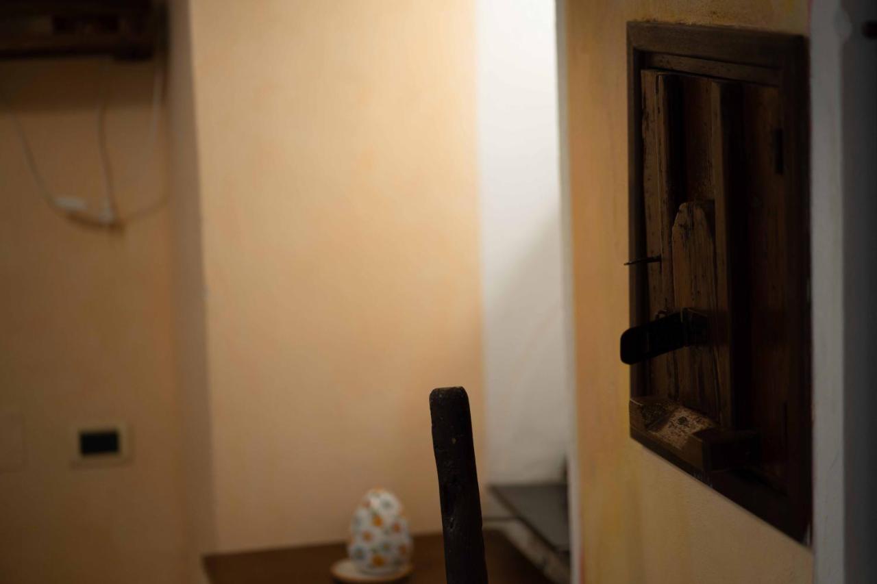 גאליאנו דל קאפו B&B Palazzo La Traja מראה חיצוני תמונה