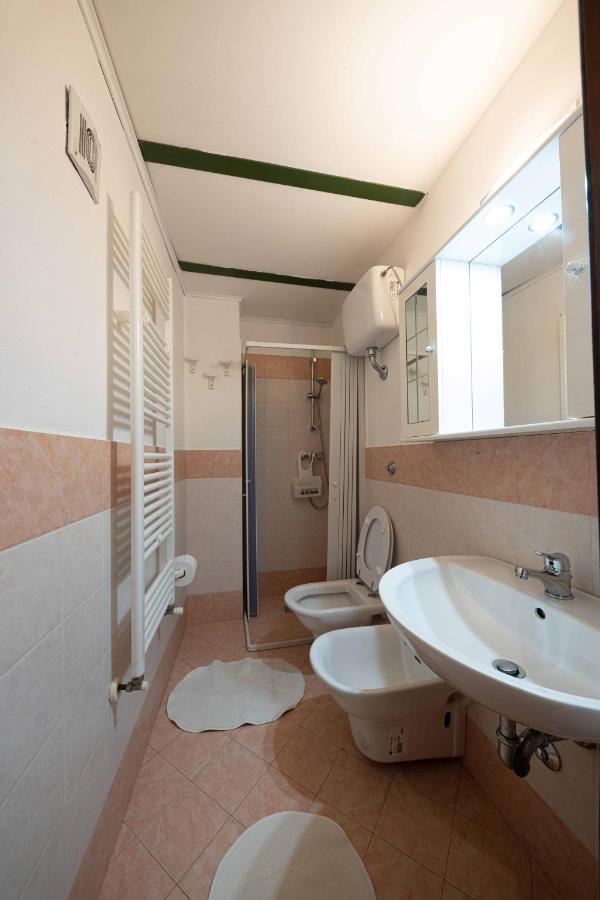 גאליאנו דל קאפו B&B Palazzo La Traja מראה חיצוני תמונה